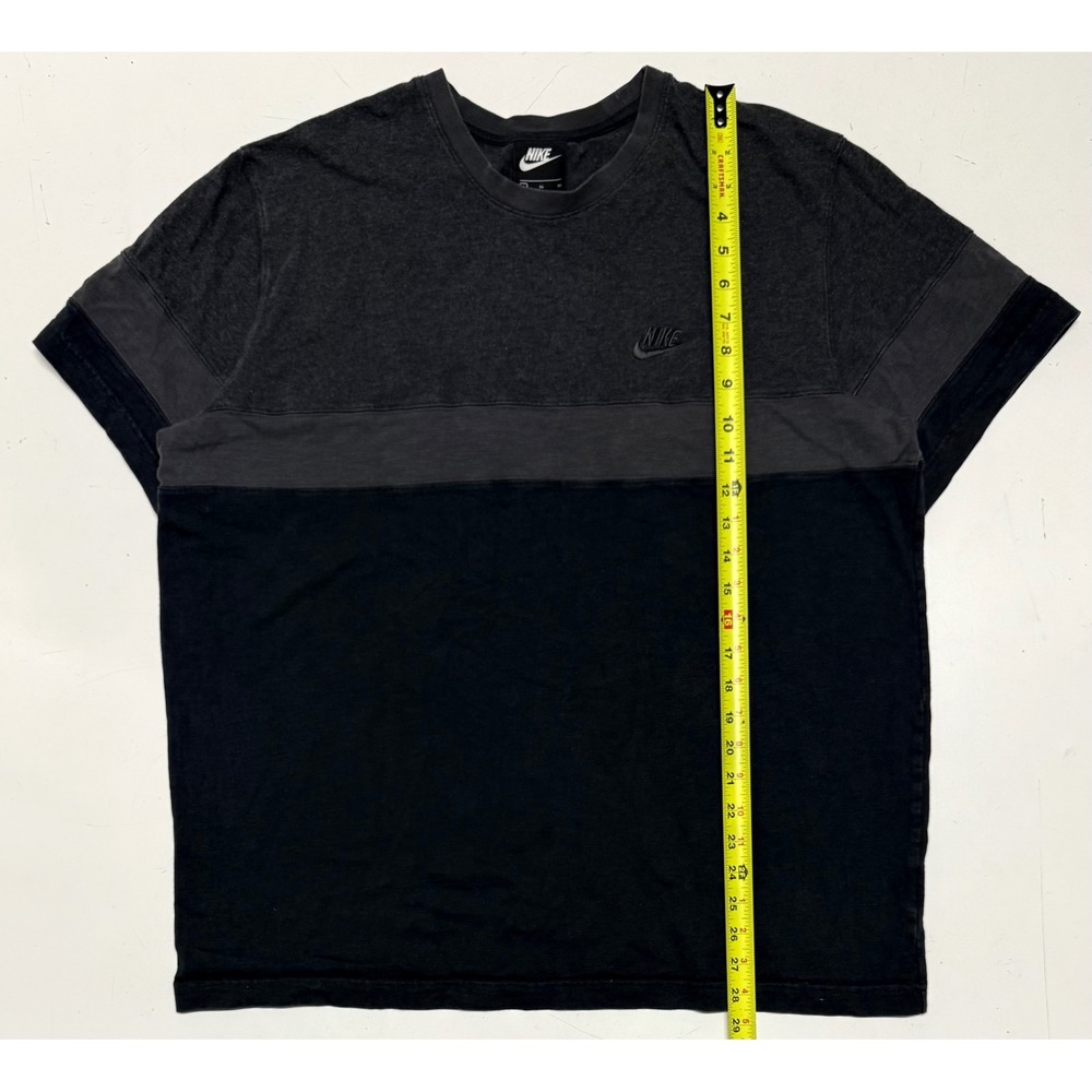 Nike Sportswear Colorblock T-Shirt Mens XL Black Charcoal‎ Grey Embroidered Logo